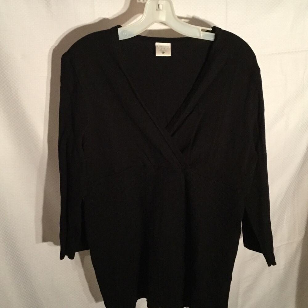 Maternity L black motherhood top sweater like new